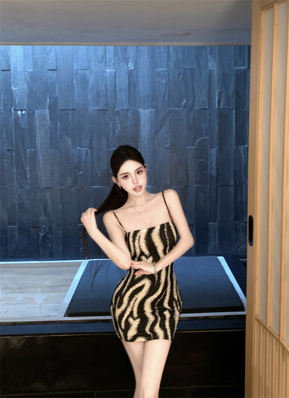 Vintage Black and White Zebra Print Mini Dress Vogue Night Clubs Spaghetti Strap Bodycon Short Dress AP2081