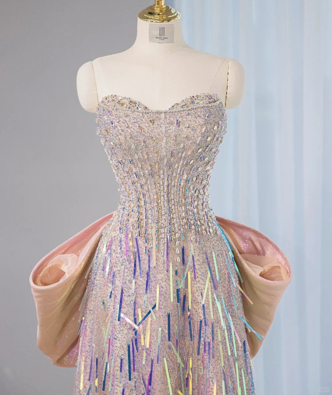 Exquisite Crystal Accent Strapless Beading Maxi Dress Graceful Oversized Bow Iridescent Tassel Trim Prom Dress AP2108