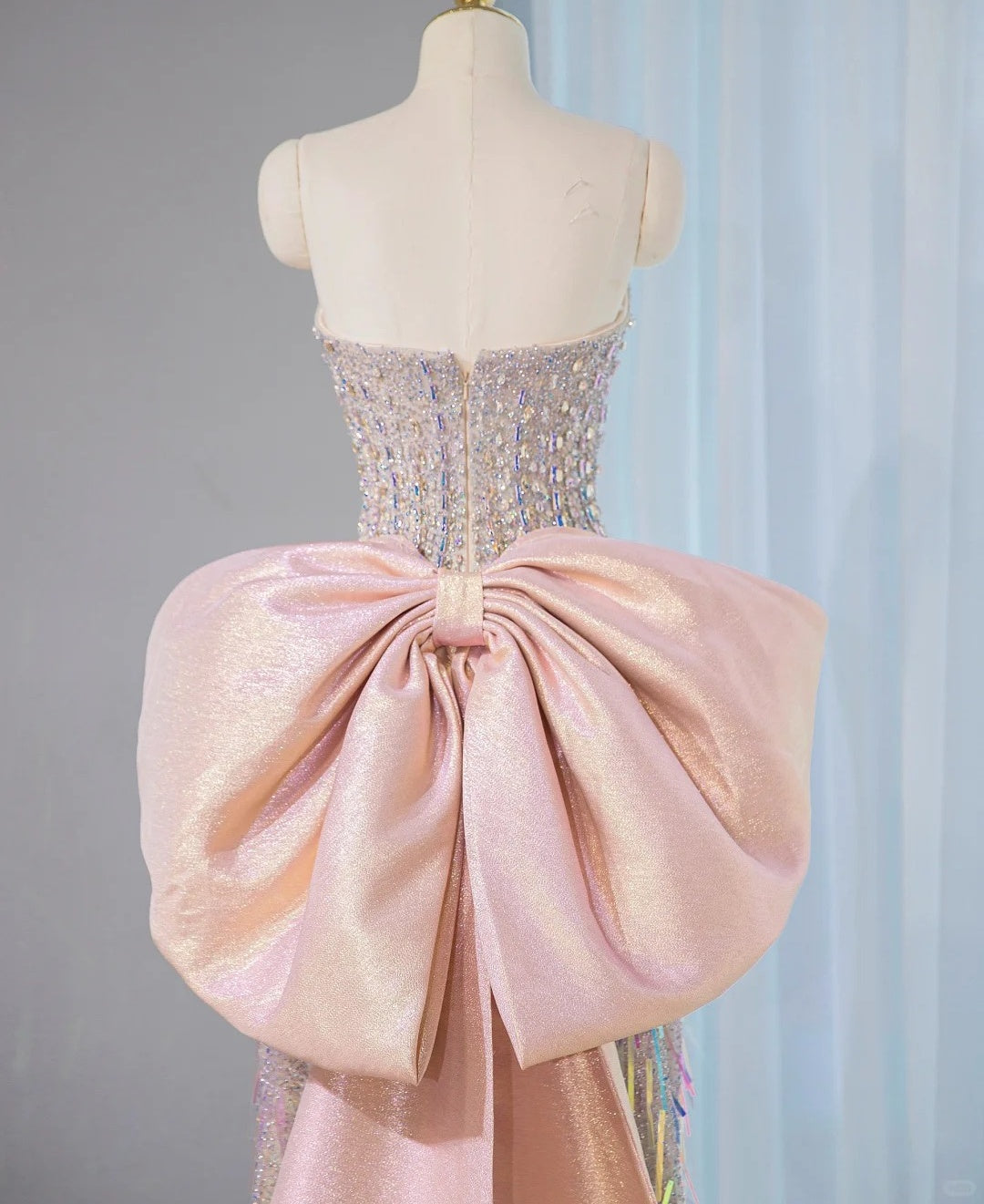 Exquisite Crystal Accent Strapless Beading Maxi Dress Graceful Oversized Bow Iridescent Tassel Trim Prom Dress AP2108