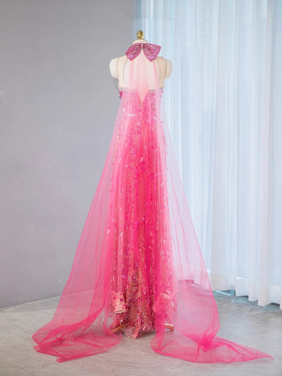 Vibrant Pink Sequins Accent Beading Neckline Halter Maxi Dress Sweet 16 Shining Bow Design Pink Tulle Trimmed Prom Dress AP2111