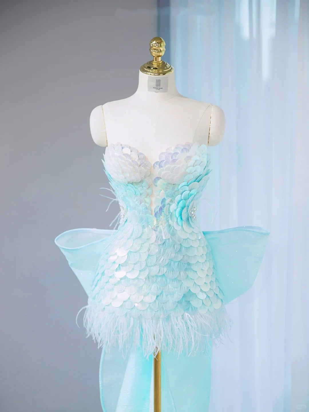 Fairy-Tale Mint Green Strapless Feather Trim Beading Birthday Outfits Mini Dress Charming Sequins Accent Big Tulle Bow Design Homecoming Dress AP2112