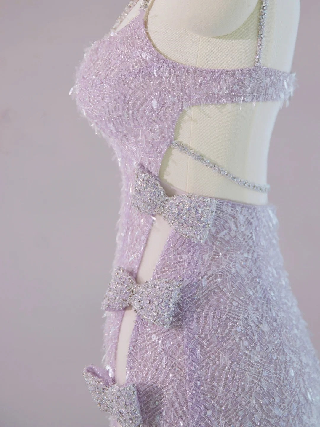 Charming Beading Spaghetti Strap High-Slit Sheath Maxi Dress Exquisitely Designed Side Cutout Glittering Sequins Prom Dress AP2130