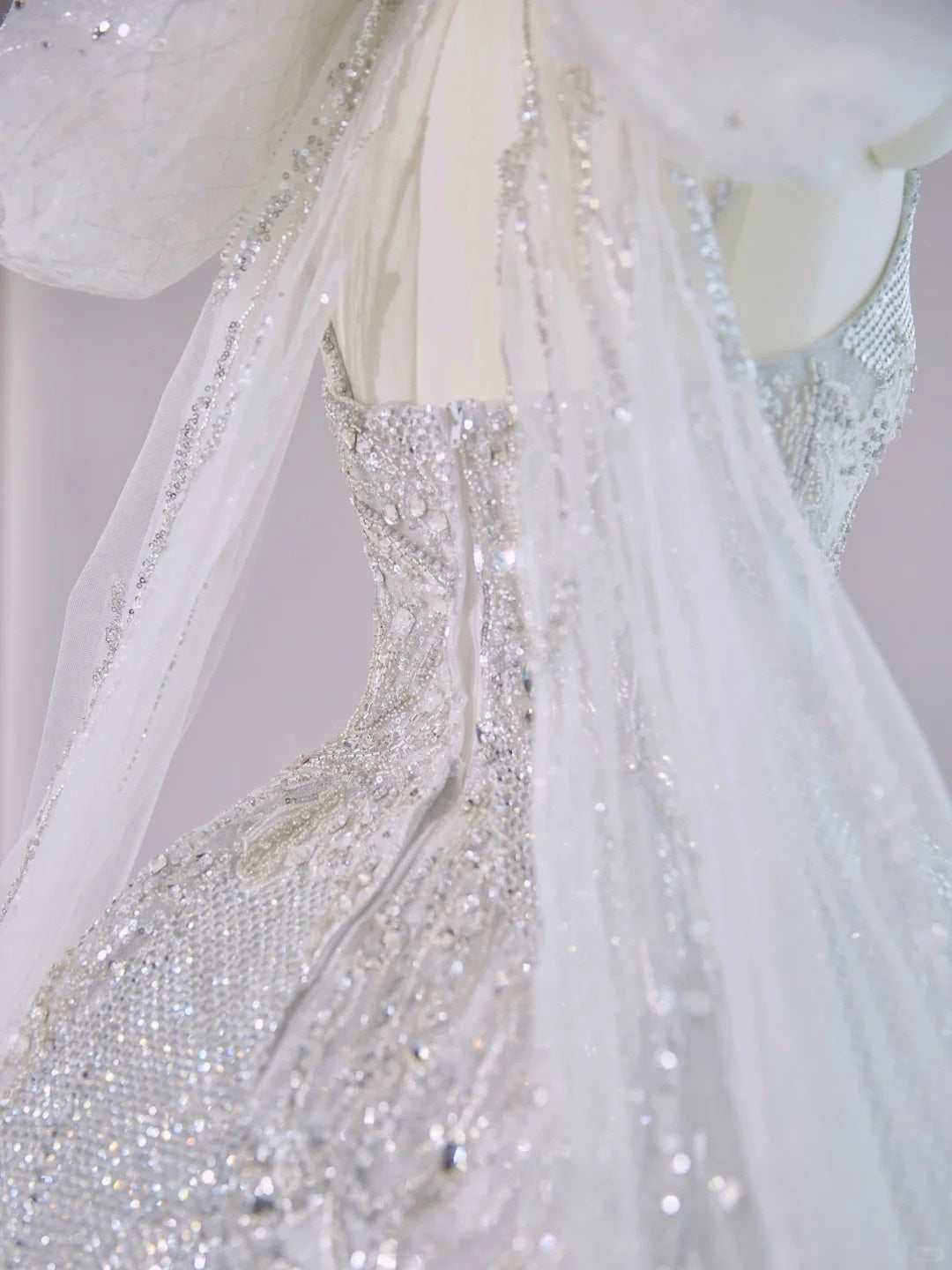 Exquisite Beading Spaghetti Strap Mini Dress Birthday Outfits Rhinestone Accent Homecoming Dress AP2138