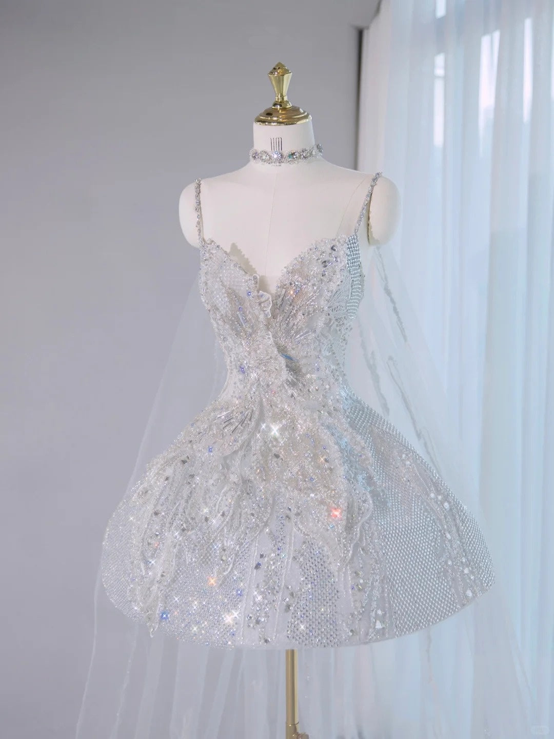 Exquisite Beading Spaghetti Strap Mini Dress Birthday Outfits Rhinestone Accent Homecoming Dress AP2138