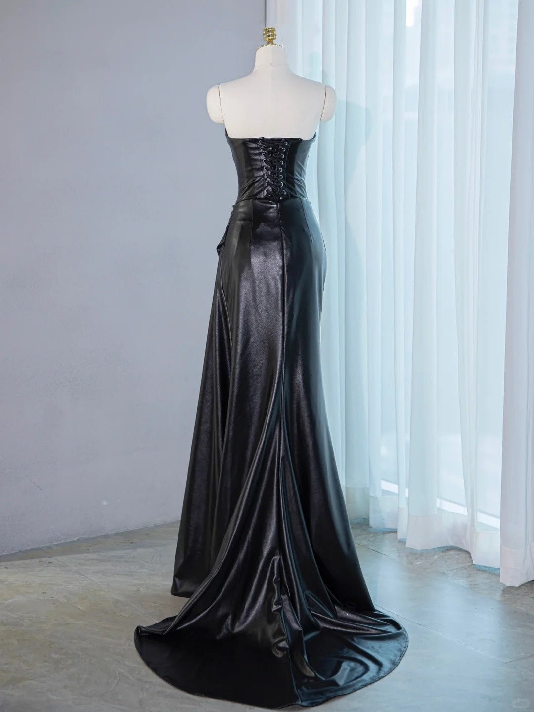 Opulent Black Leather-Like Fabric Strapless Maxi Dress Chic Ruched Neckline Lace-Up Back Prom Dress AP2140