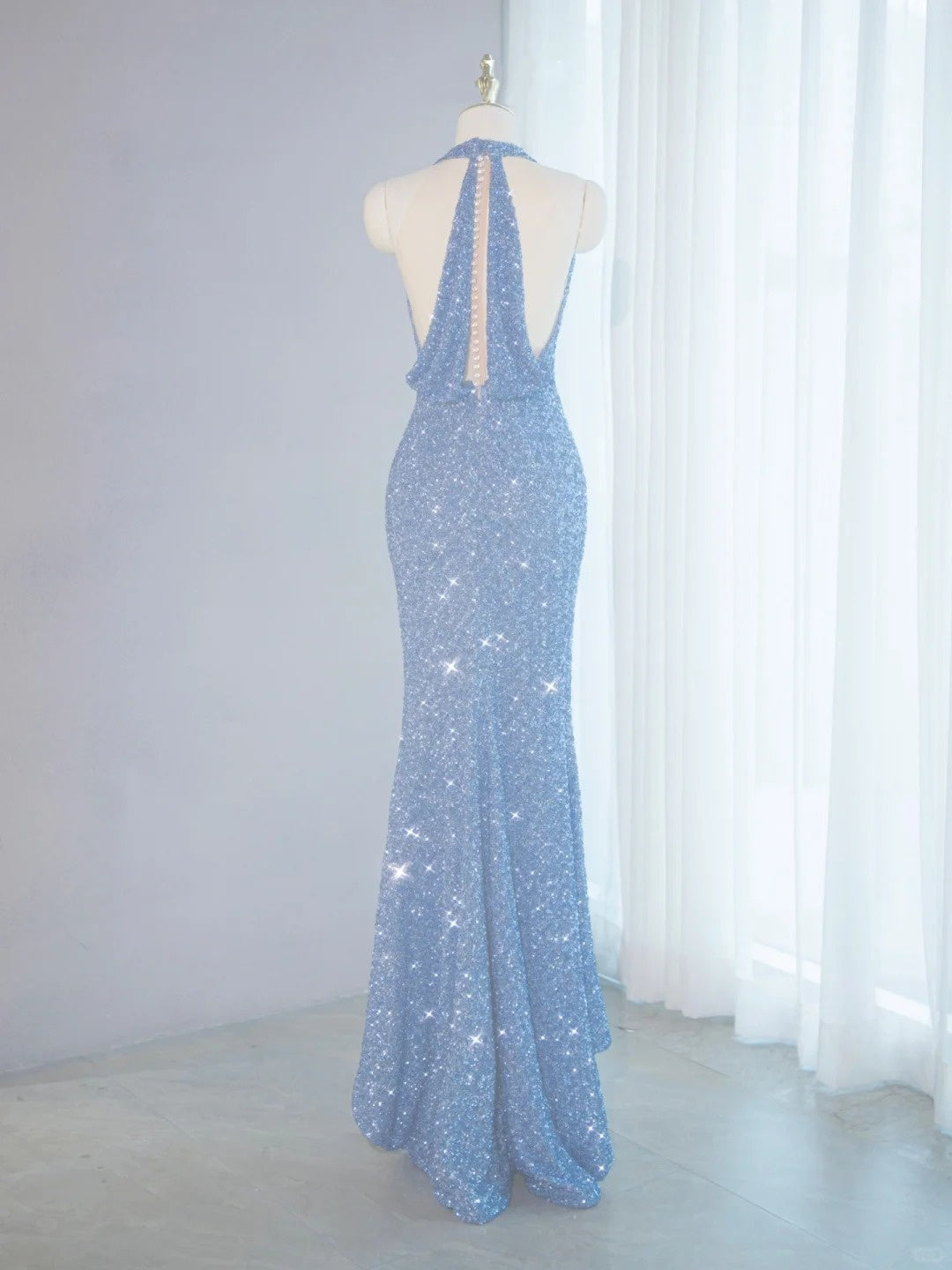 Charming Blue 3D Floral Design Halter Maxi Dress Romantic Sequins Accent Shining Bead Sheath Prom Dress AP2146