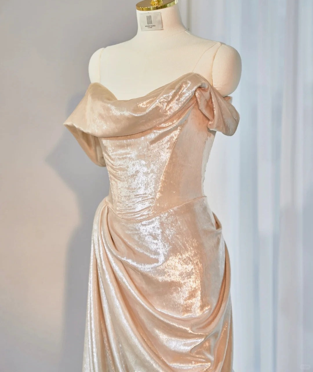 Classical Sheen Fabric Strapless Sheath Maxi Dress Elegant Ruched Neckline Floor length Prom Dress AP2147