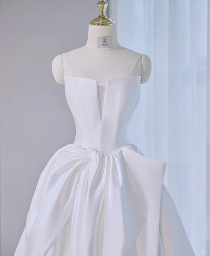 Graceful Simple Strapless Satin A-Line Bridal Dress Romantic Riched Waist Lace-Up Back Wedding Dress AP2149