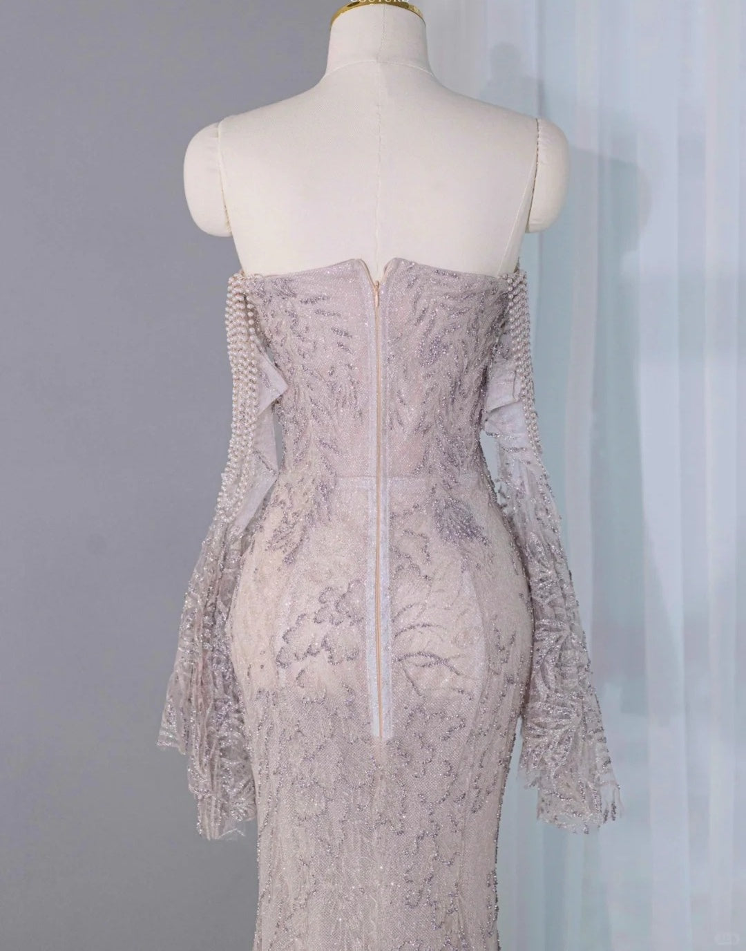 Romantic Off-Shoulder Beading Mermaid Bridal Dress Charming Long Bell Sleeve Sequins Accent Wedding Dress AP2150