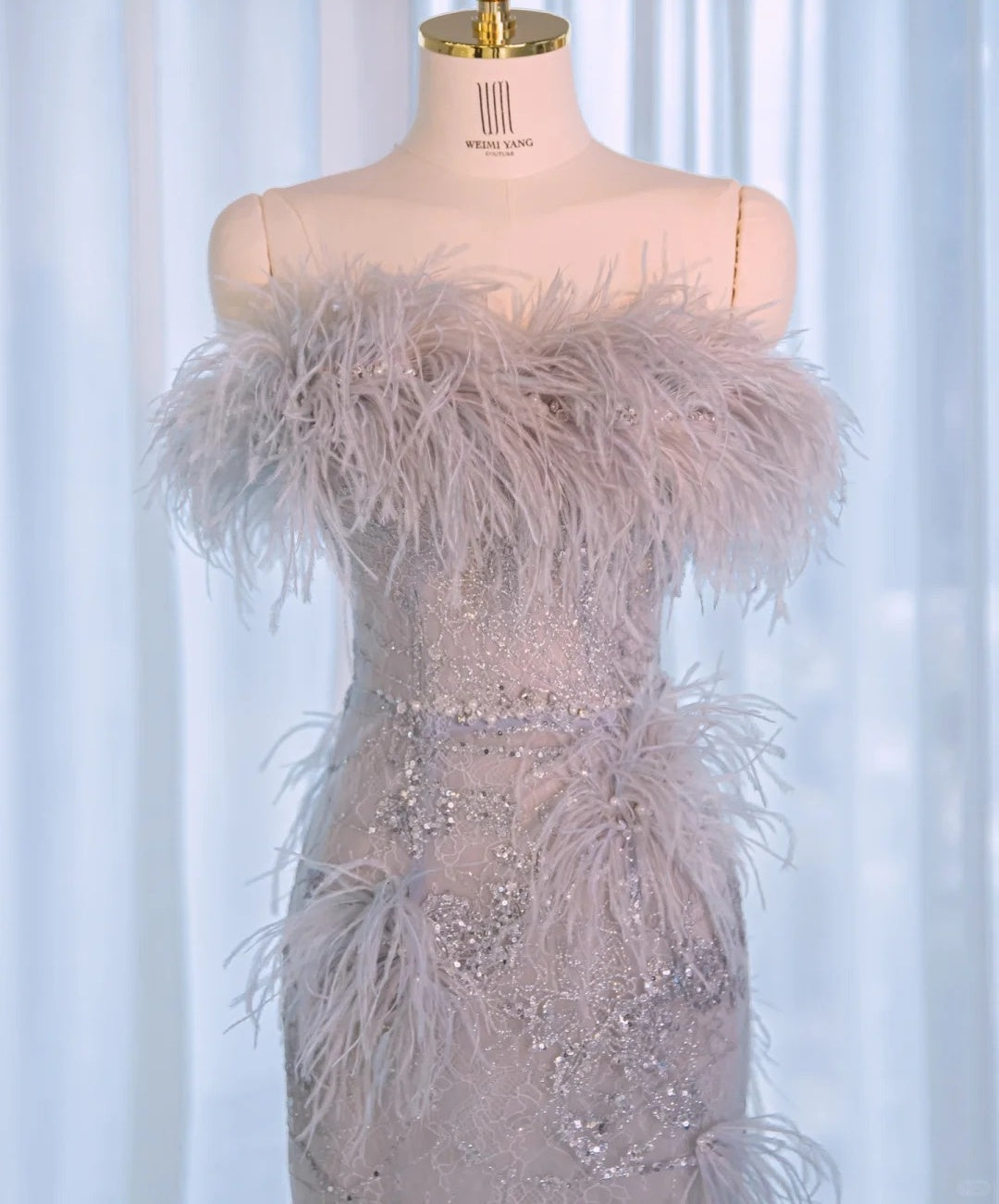 Charming Strapless Plush Feathers Trimmed Maxi Dress Novelty Beading Sparkling Sequins Sheath Prom Dress AP2152