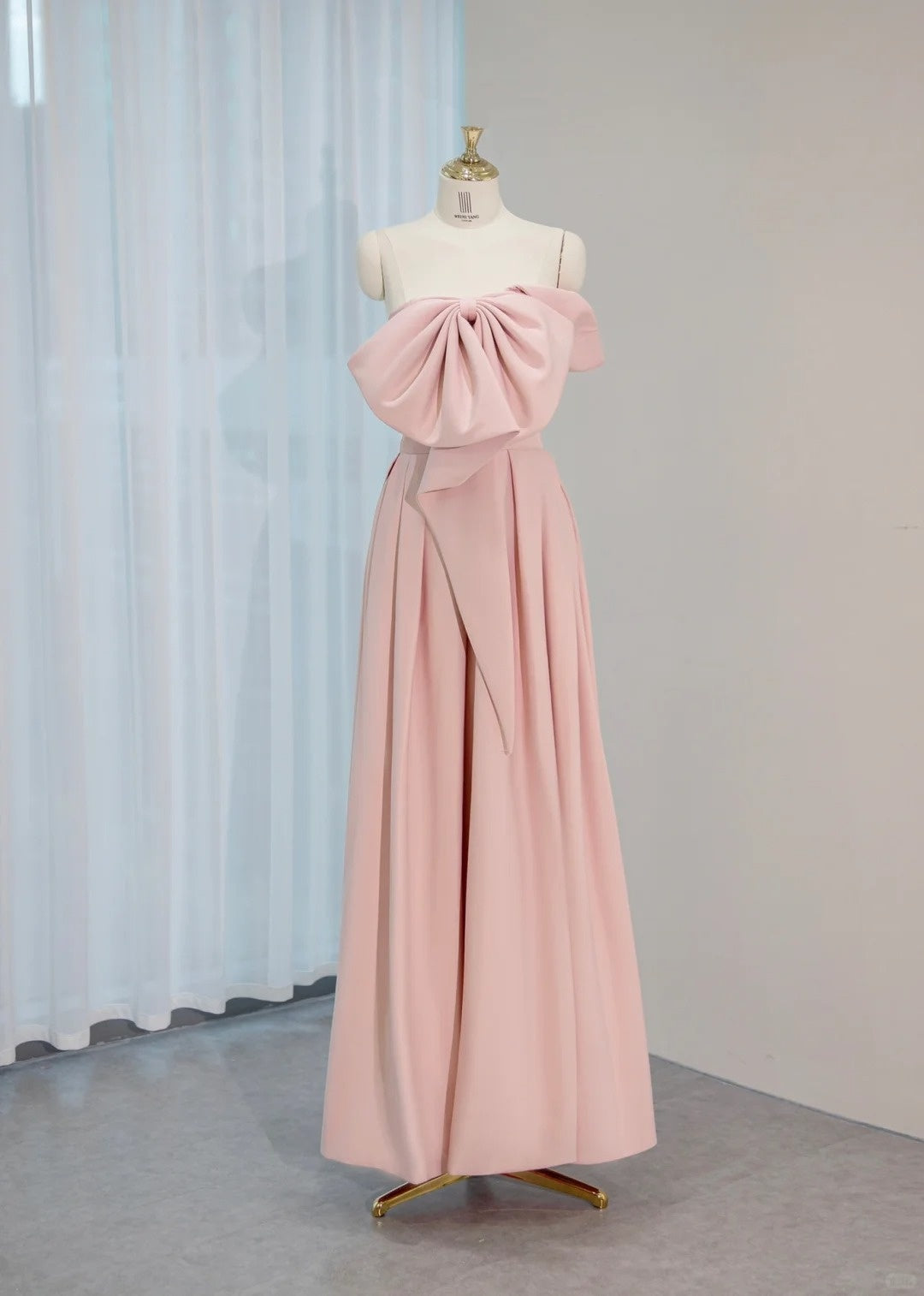 Cute Soft Pink Strapless Floor-Length Lace-Up Back Maxi Dress Elegant Oversized Bow Accent Draped Prom Dress AP2155