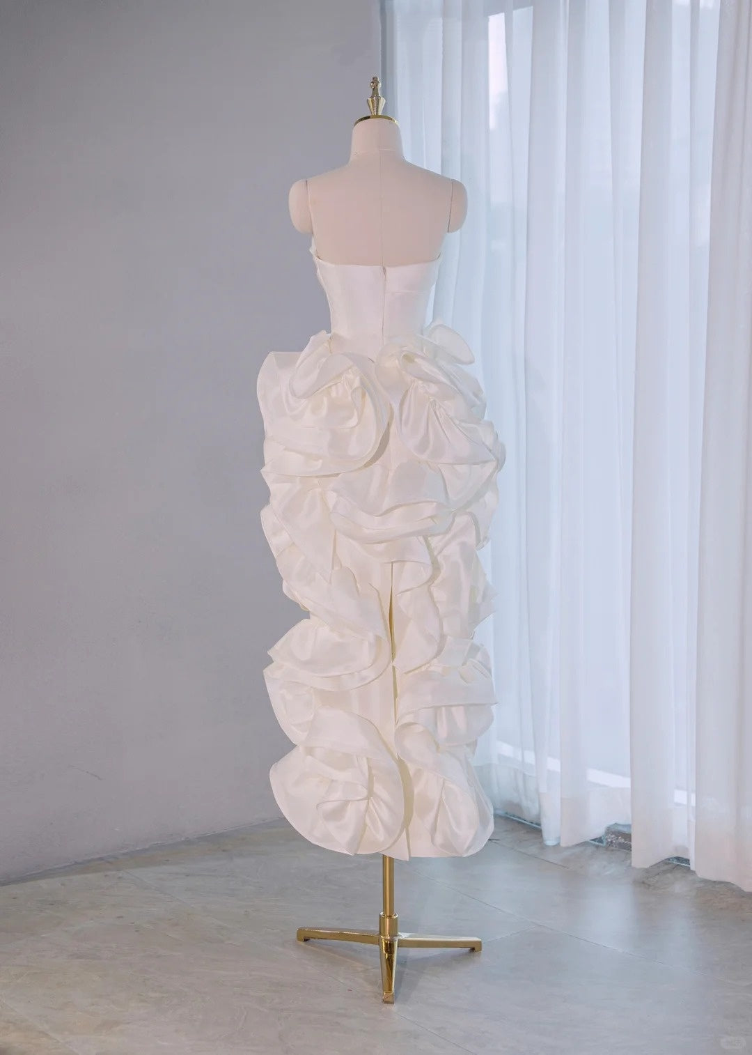 Dreamy Strapless Zipper Back Sheath Midi Dress Romantic Luxurious Ivory Lustrous Tiered Ruffles Hem Prom Dress AP2165