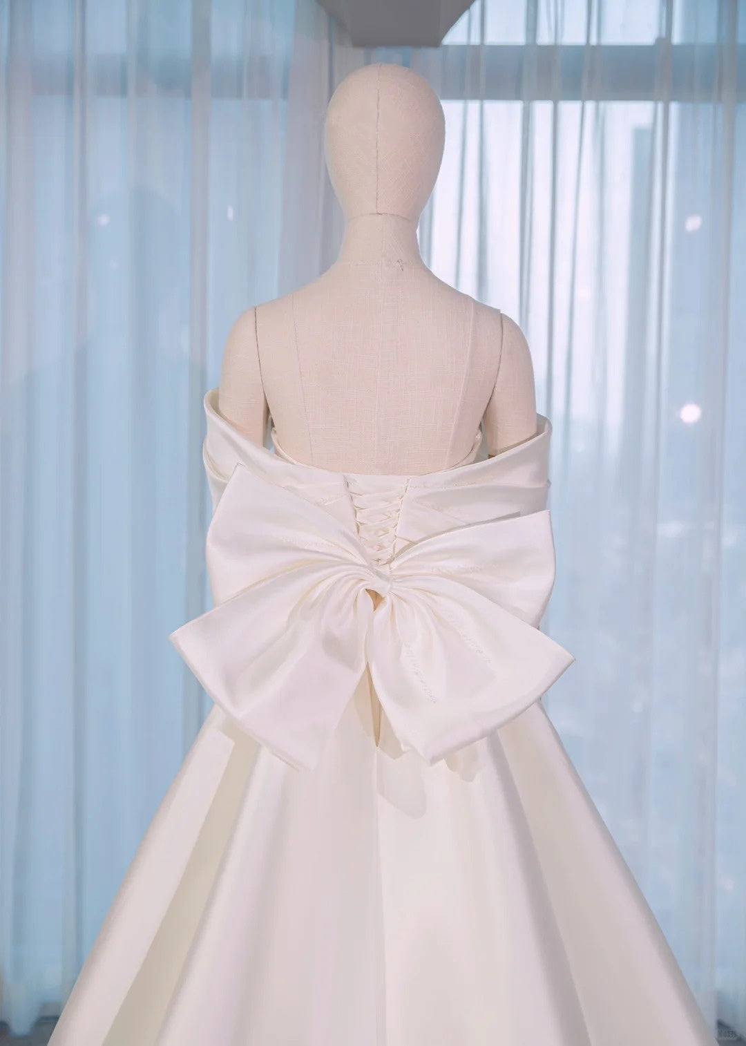 Stunning Ruched Off-Shoulder Big Bow Accent Bridal Dress Alluring Beading Lace-Up Back A-Line Wedding Dress AP2166