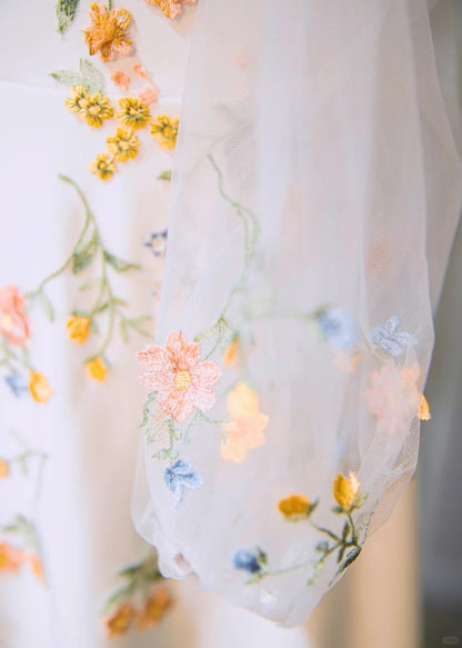 New Arrival Off-Shoulder Floral Embroidered Bridal Dress Charming Long Sheer Tulle Sleeve Lace-Up Back Wedding Dress AP2175