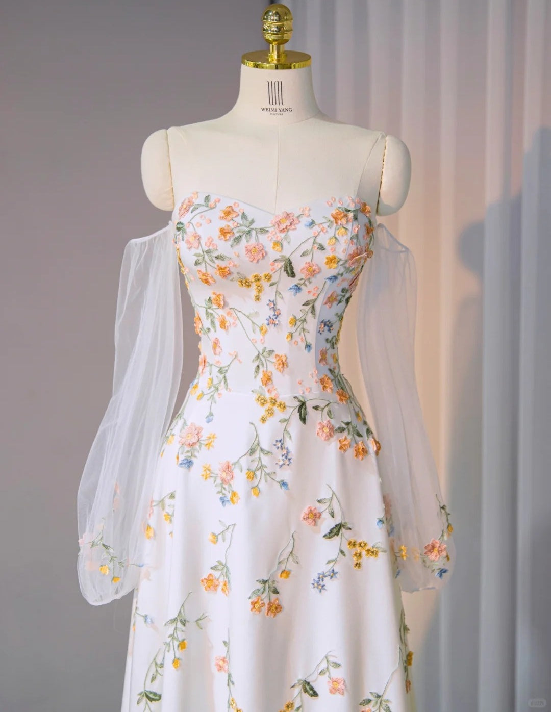 New Arrival Off-Shoulder Floral Embroidered Bridal Dress Charming Long Sheer Tulle Sleeve Lace-Up Back Wedding Dress AP2175