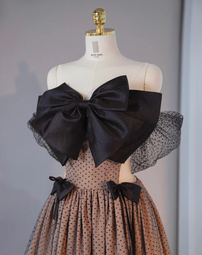 Cute Mesh Splicing Off-Shoulder A-line Maxi Dress Vogue Polka Dots Accent Bog Bow Design Prom Dress AP2177