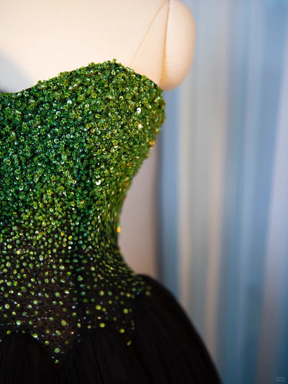 Luxurious Black Cascade Tulle Hem A-Line Strapless Evening Dress Stylish Gradient Glittering Green Sequins Accent Prom Dress AP2182