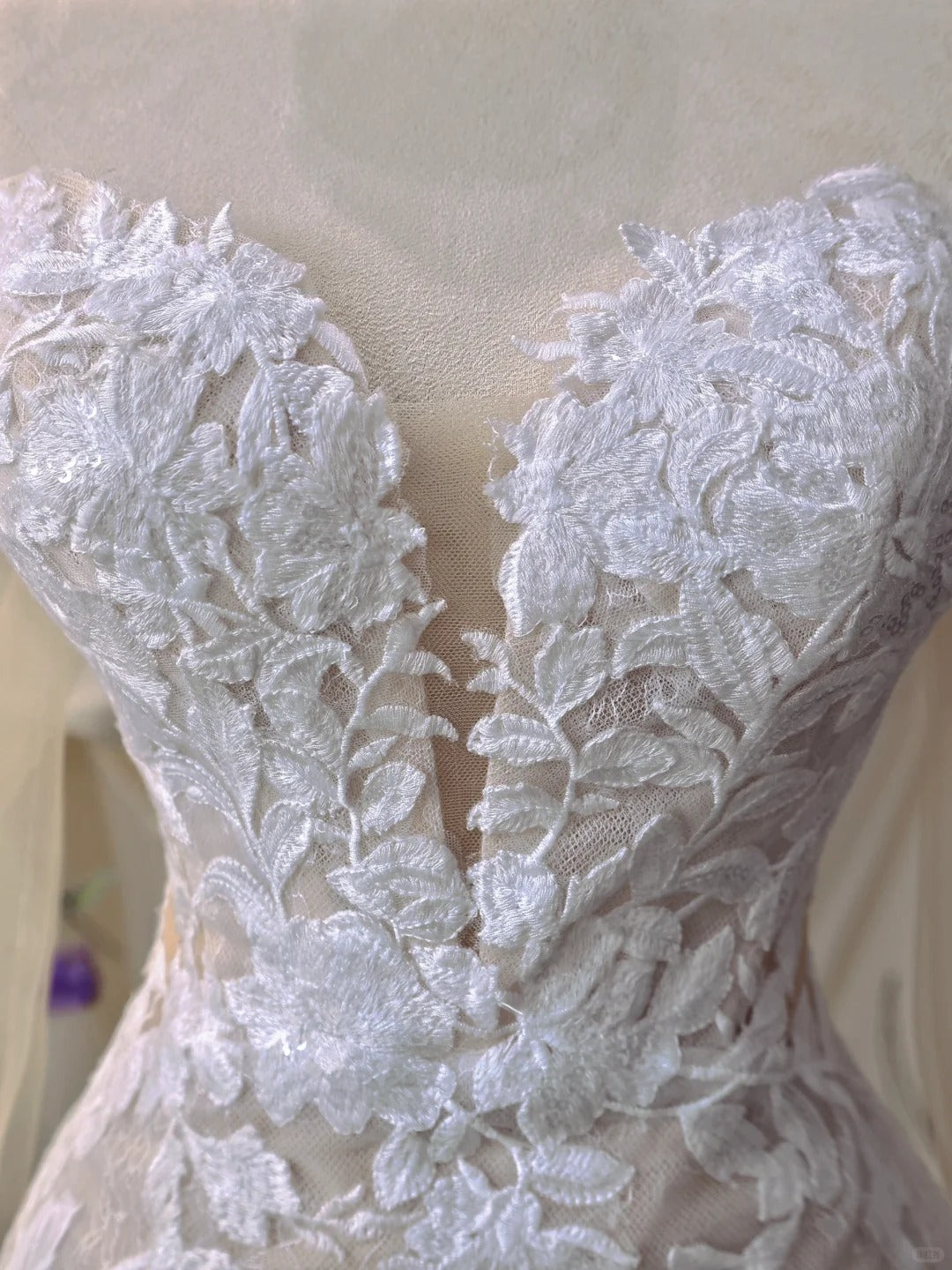 Chic Applique Off-Shoulder Mermaid Lace-Up Back Bridal Dress Elegant Long Sleeve Sheer Tulle Layered Wedding Dress AP2183