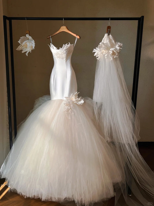 New Fashion Handmade Flowers Mermaid Engagement Dress Graceful Sheath Applique Satin Corset Bodice Cascade Tulle Hem Wedding Dress AP2188