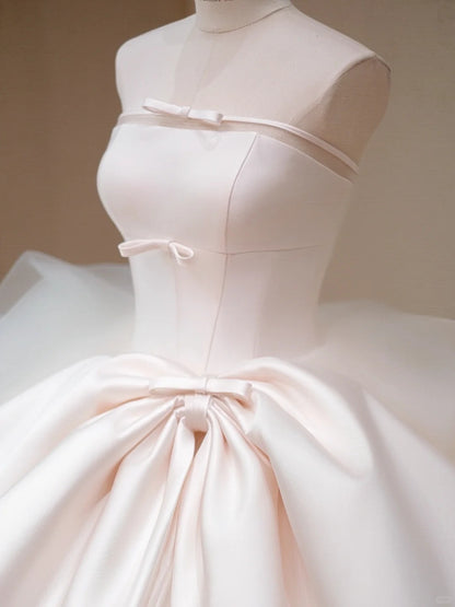 Alluring Big Bow Accent Satin Bodice Bridal Dress Charming Mesh Trimmed A-Line Strapless Layered Tulle Wedding Dress AP2192