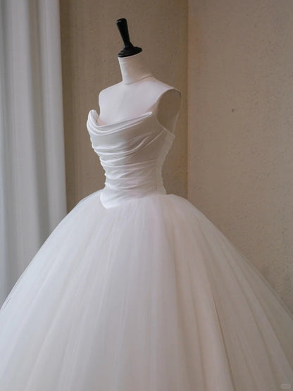 Fairytale Ruched Satin Bodice Flowing Tulle Hem Bridal Dress Charming Zipper Back Strapless A-Line Wedding Dress AP2194