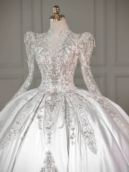 Charming Crystal Tulle Accents Long Sleeve Bridal Dress Exquisite Splicing Mesh Neckline Beaded A-Line Wedding Dress AP2202