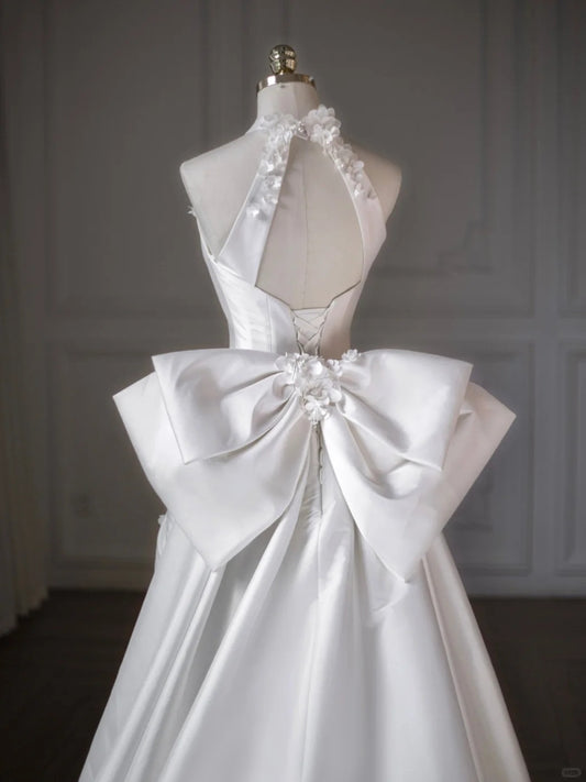 Luxurious White Satin Beading 3D Florals Detail Halter Bridal Dress Graceful Oversized Bow Accent Ruched Wedding Dress AP2203
