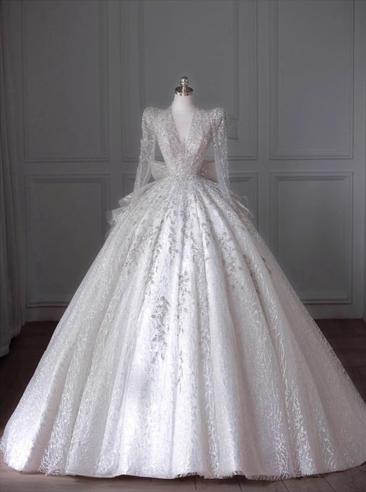 Exquisite Sheer Tulle Long Sleeve A-Line Bridal Dress French Style Mesh Trimmed Neckline Beading Applique Lace-Up Cutout Back Wedding Dress AP2208