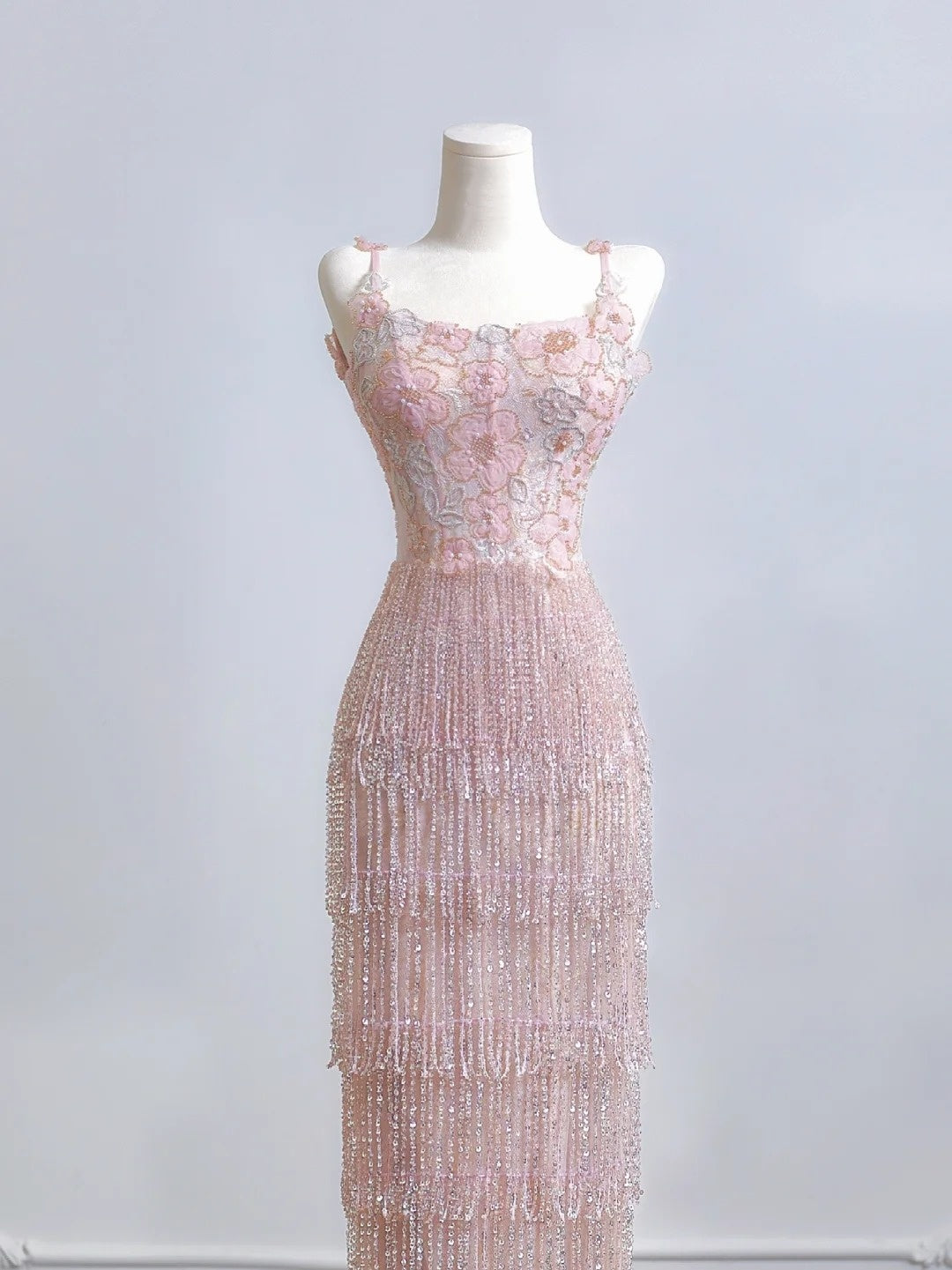 Charming Textured Floral Accent Beading Tassel Evening Maxi Dress Chic Spaghetti Strap Sheath Prom Dress AP2226