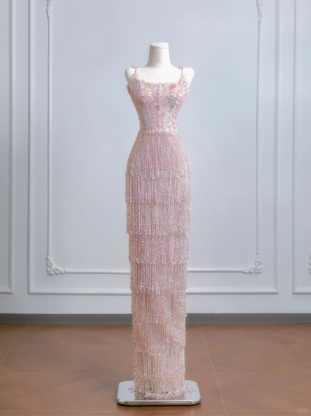 Charming Textured Floral Accent Beading Tassel Evening Maxi Dress Chic Spaghetti Strap Sheath Prom Dress AP2226