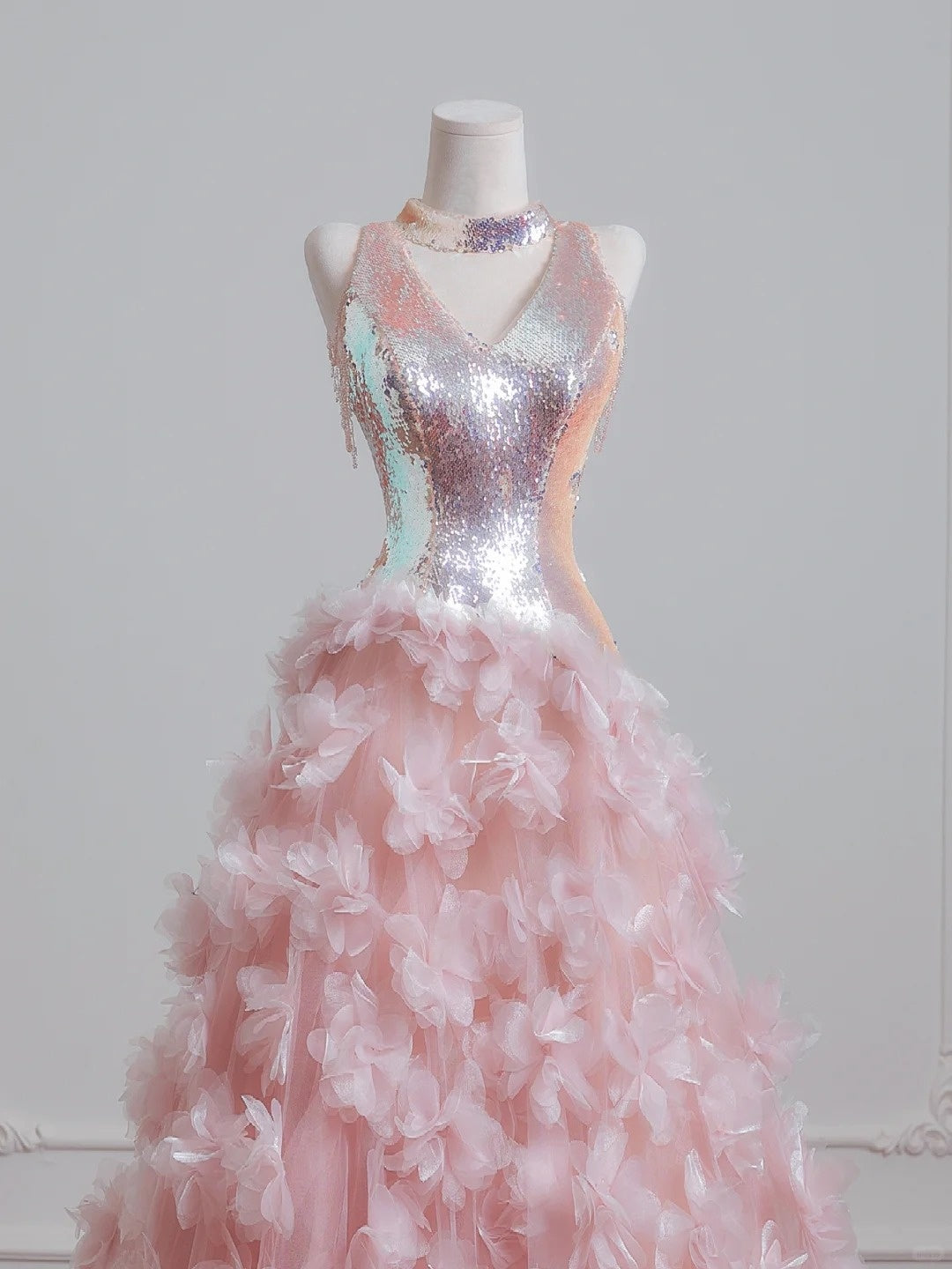 Glamorous Applique A-Line V-Neck Stunning Sequins Prom Dress AP2234