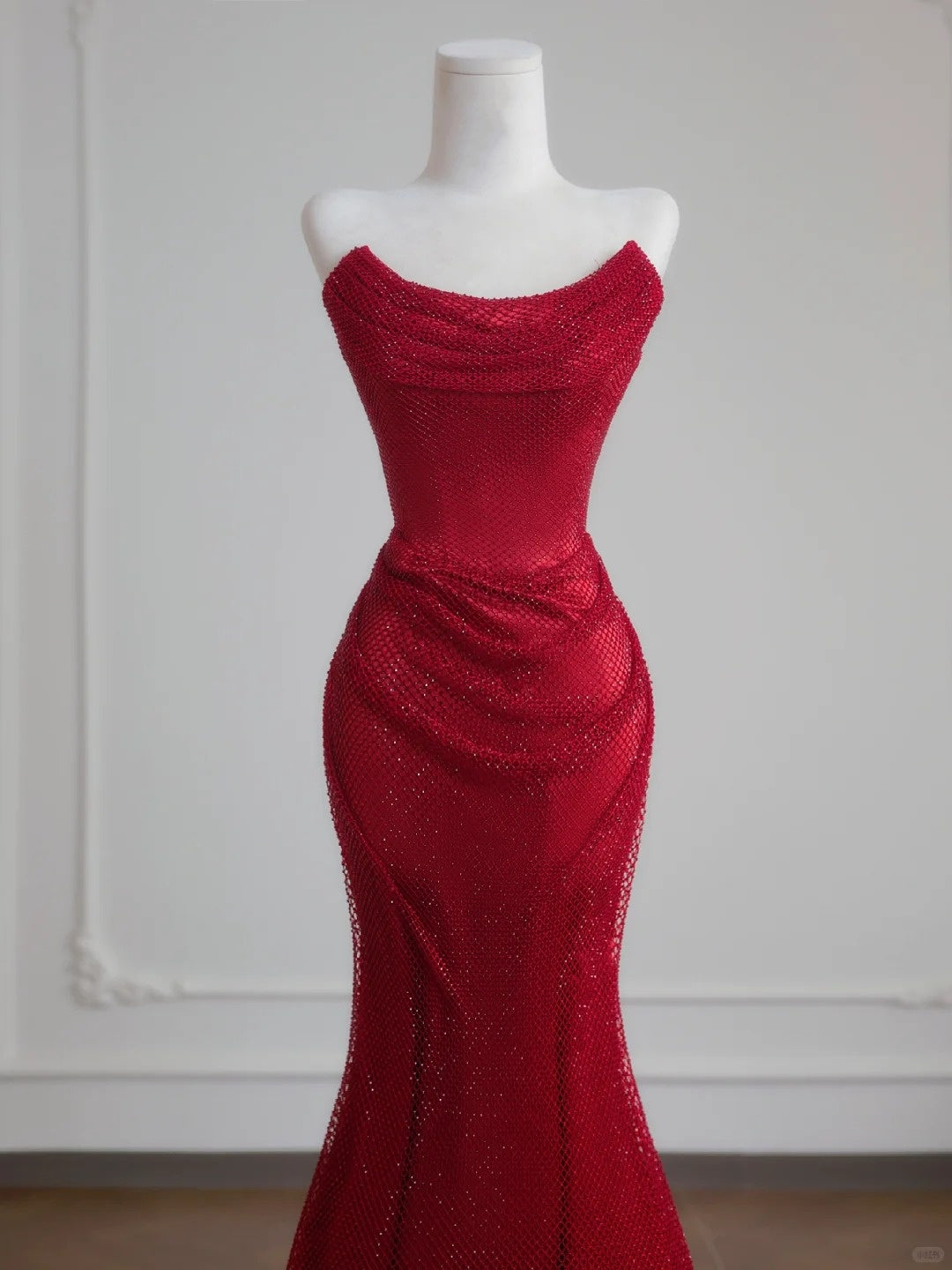 Sexy Strapless Evening Outfit Red Ruched Mermaid Texture Mesh Prom Dress AP2239