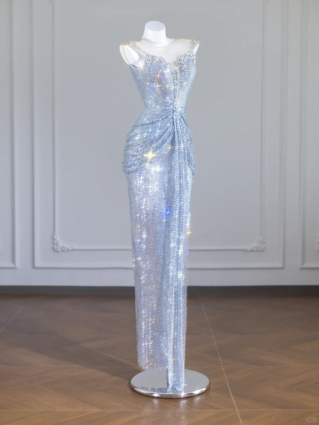 Luxurious Round Neck Beaded Sheer Mesh Splicing Blue Rhinestone Sheath Draped Prom Dress AP2244