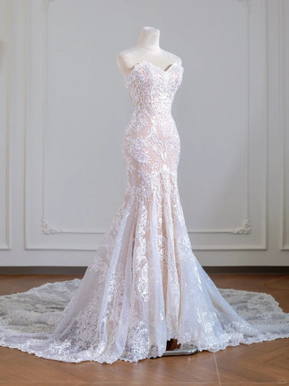 Chic White Strapless Mermaid Lace Tulle Applique Wedding Dress AP2247