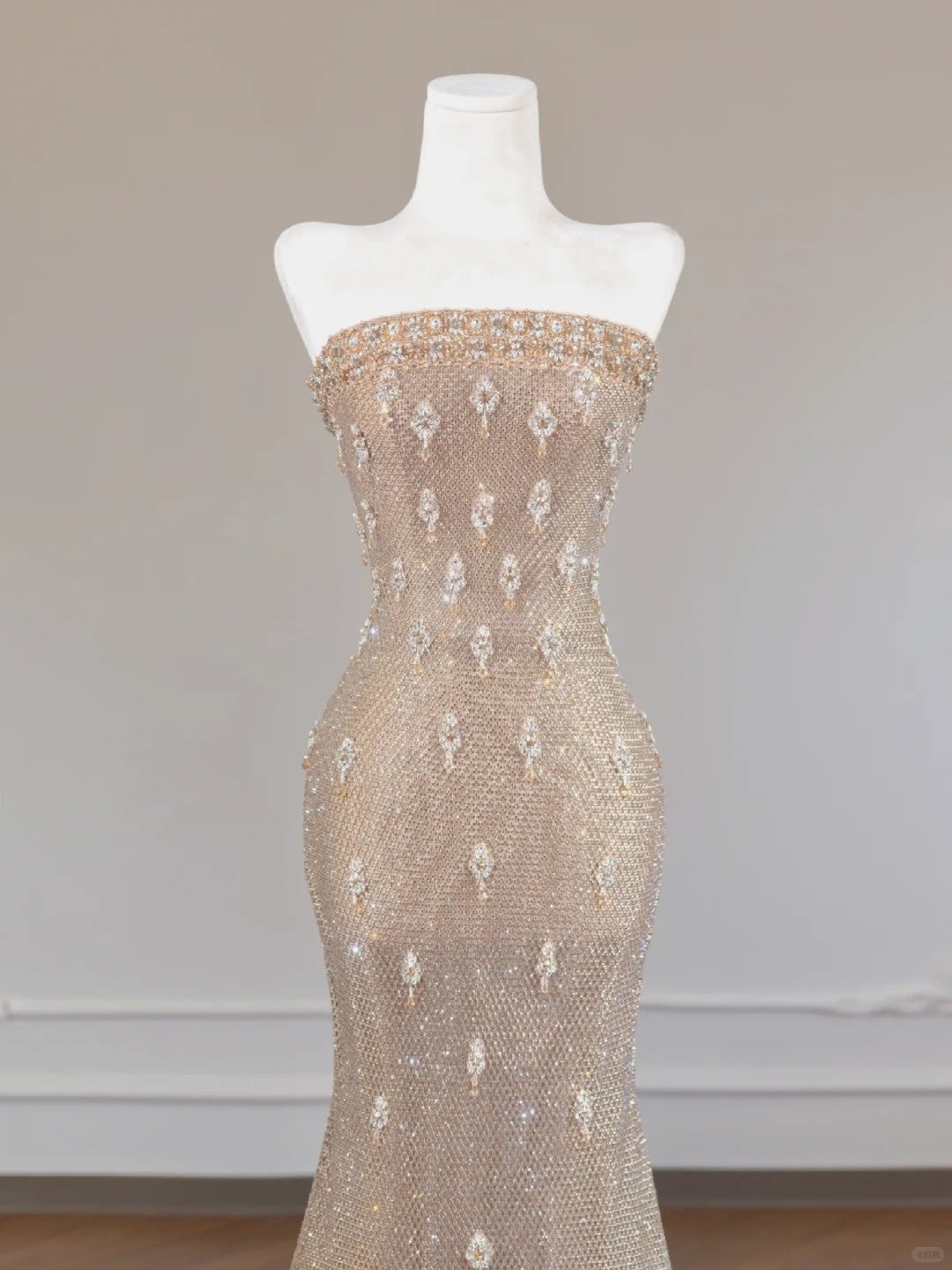 Fashionable Shimmering Crystals Mermaid Hem Strapless Beaded Prom Dress AP2248