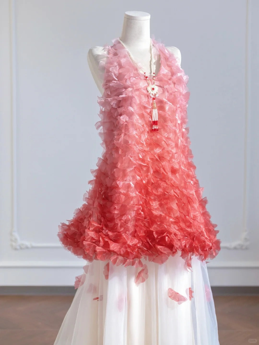 Vibrant Gradient Red 3D Floral V-Neck Petal Design Layered Tulle A-Line Prom Dress AP2263