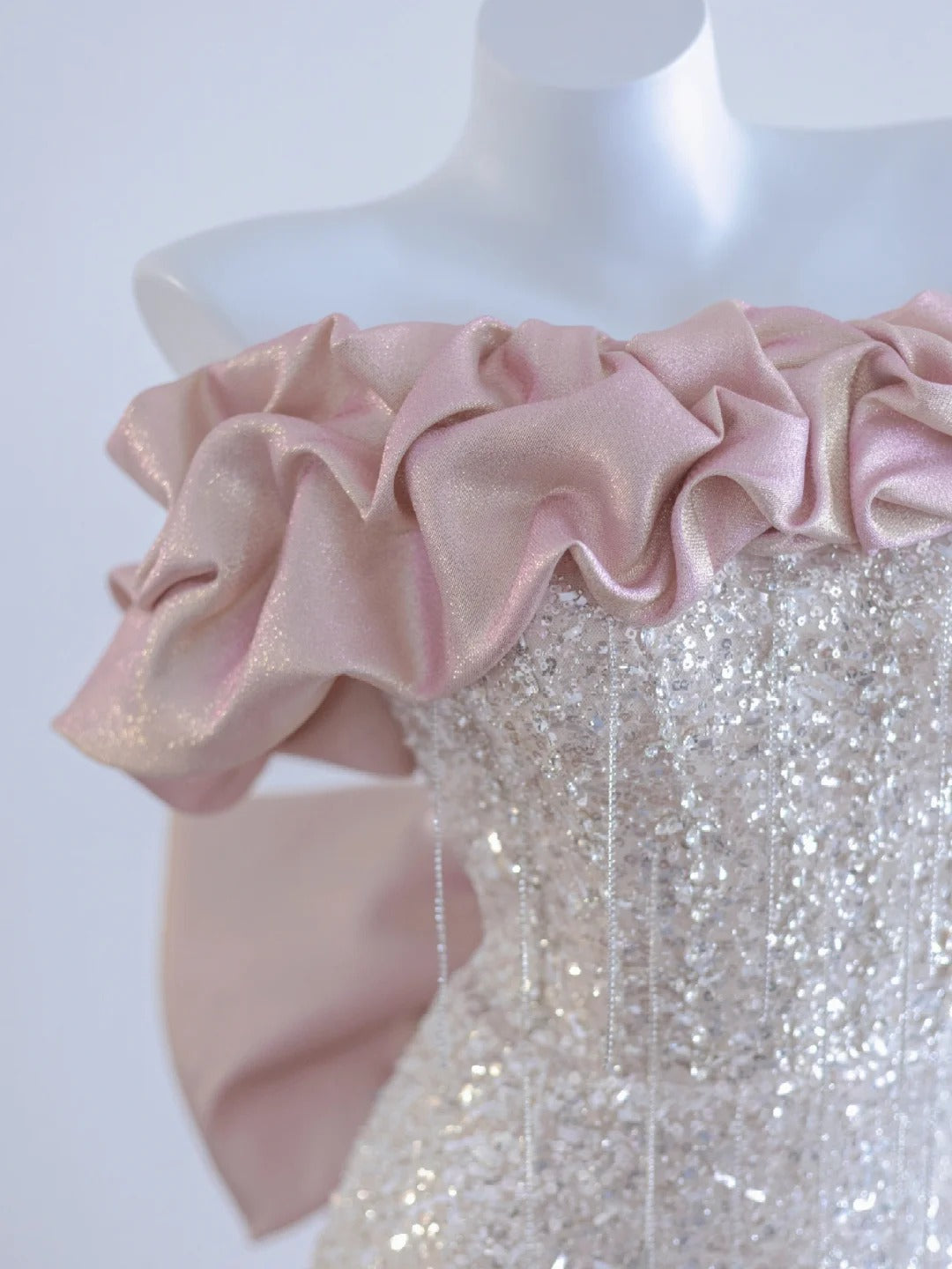 Charming Bow Design Ruffled Off-Shoulder Mermaid Beading Tassel Sparkling Sequins Prom Dress AP2264