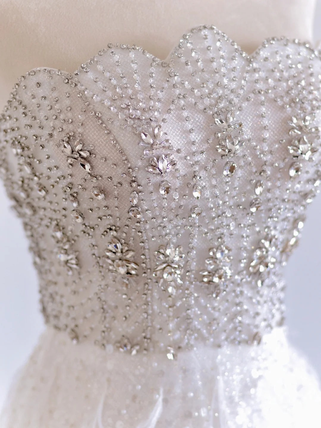 Stunning Beading Crystal Bodice A-Line Feather Trimmed Tulle Hem Strapless Prom Dress AP2272