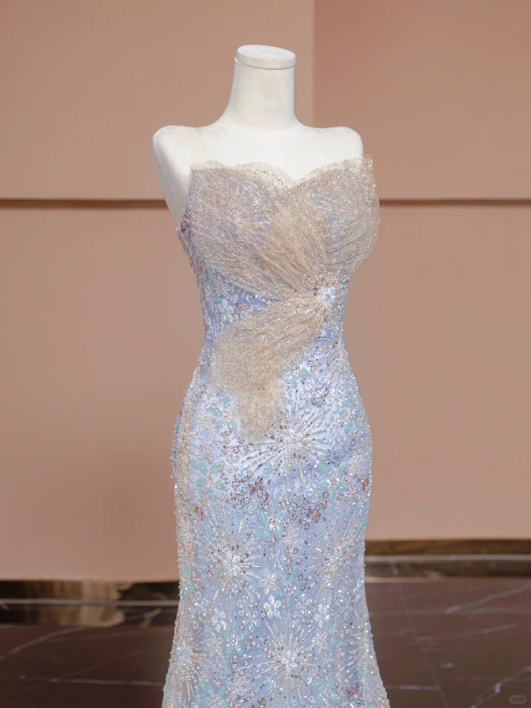 Gorgeous Strapless Evening Gown Sequin Beading Wing Mesh Mermaid Hem Prom Dress AP2275