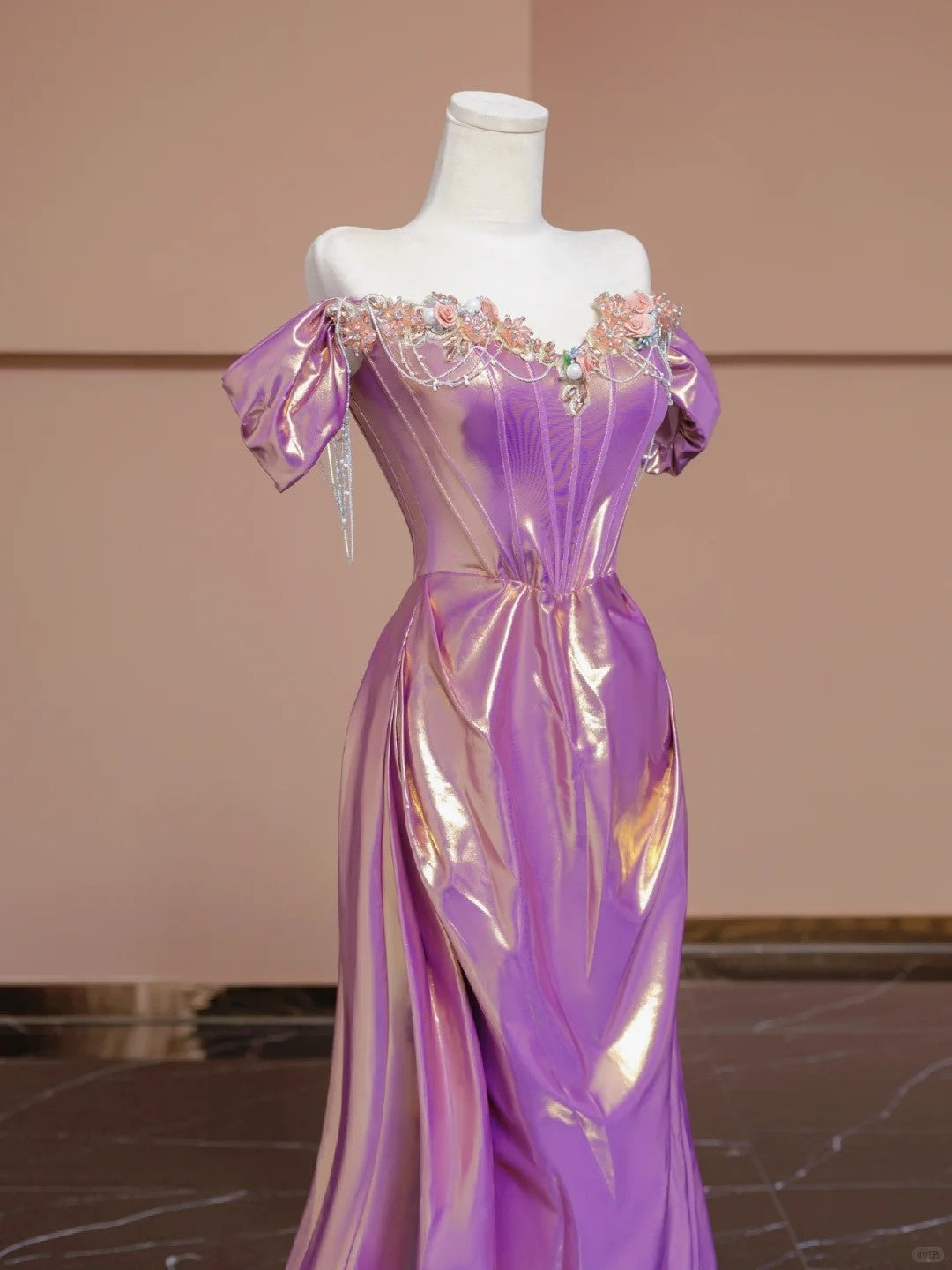 Romantic Off-Shoulder Evening Gowns Purple Beading Crystals Applique Mermaid Prom Dress AP2276