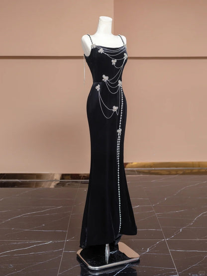 Luxurious Floor-Length Black Velvet Mermaid Hem Beading Spaghetti Straps Prom Dress AP2278