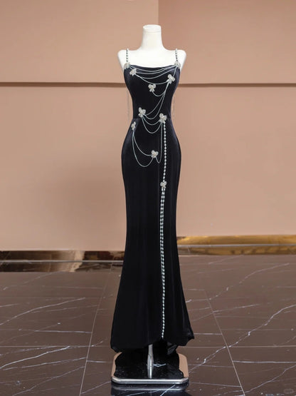 Luxurious Floor-Length Black Velvet Mermaid Hem Beading Spaghetti Straps Prom Dress AP2278