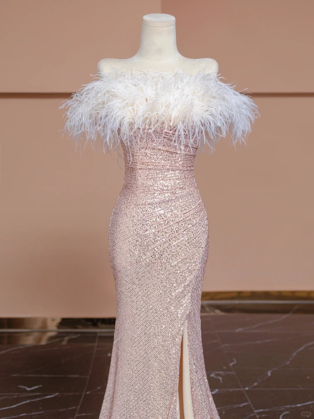 Chic High-Slit Strapless Feather Trim Sparkling Seuins Mermaid Prom Dress AP2279