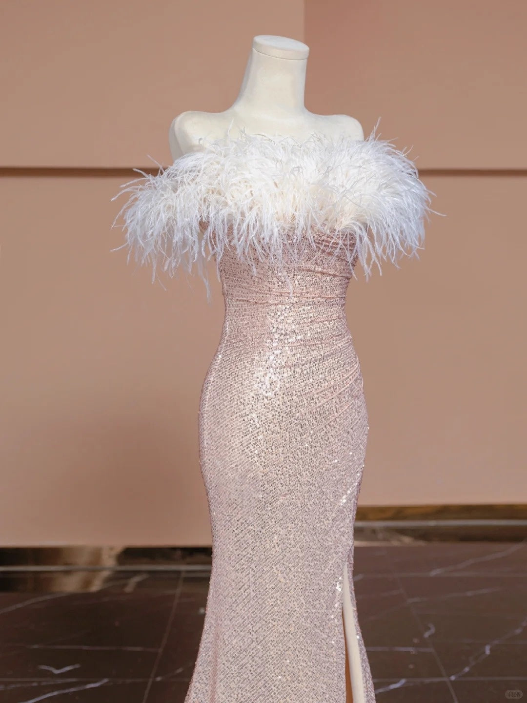 Chic High-Slit Strapless Feather Trim Sparkling Seuins Mermaid Prom Dress AP2279