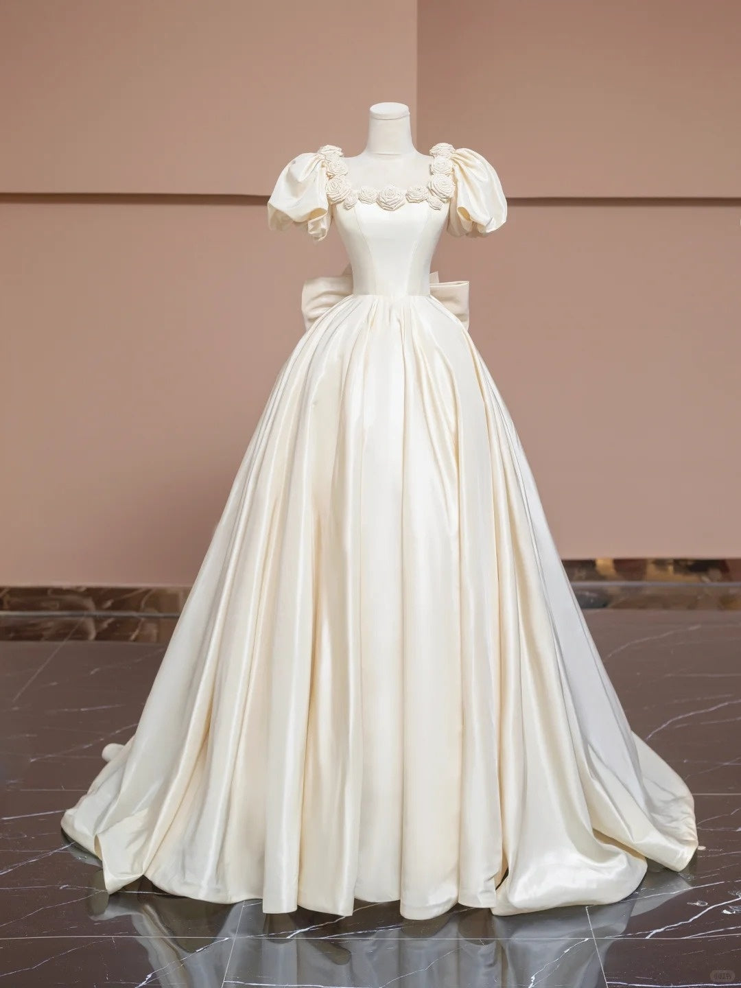 Charming Square Neck Short Puffy Sleeve Ball Gown Floor length A-Line Applique Prom Dress AP2282