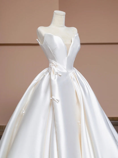 French Style Mesh Trim Strapless White Satin A-Line Bow Details Wedding Dress AP2283