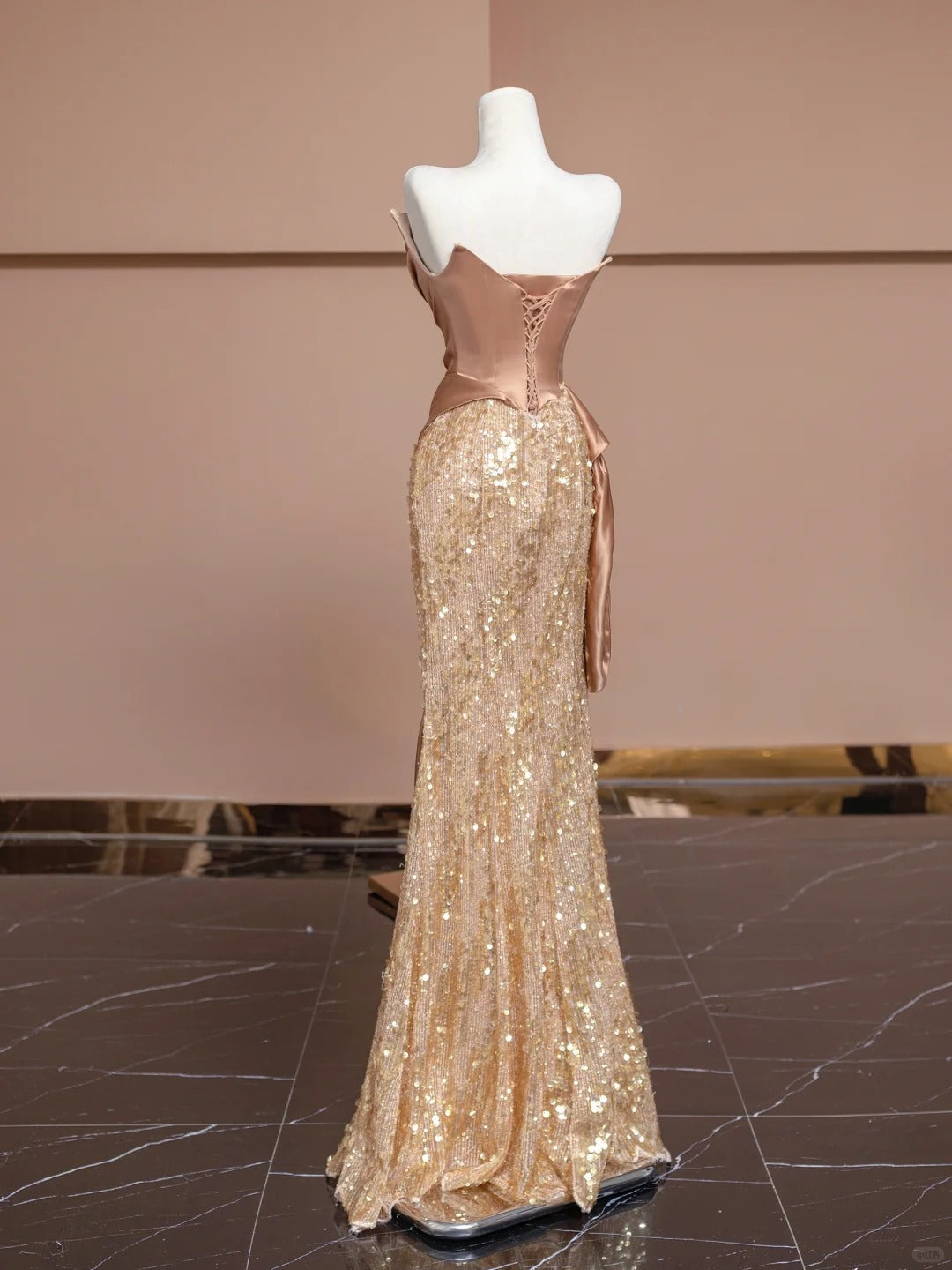 Elegant Pleated Mermaid Long Evening Gowns Sequins Tulle Strapless Prom Dress AP2297