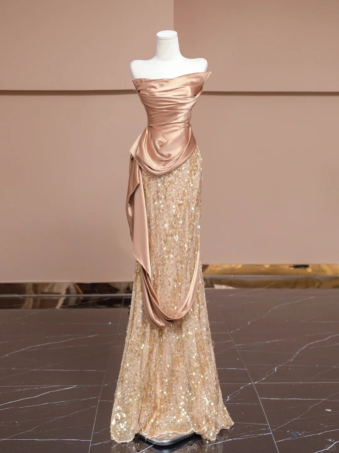 Elegant Pleated Mermaid Long Evening Gowns Sequins Tulle Strapless Prom Dress AP2297