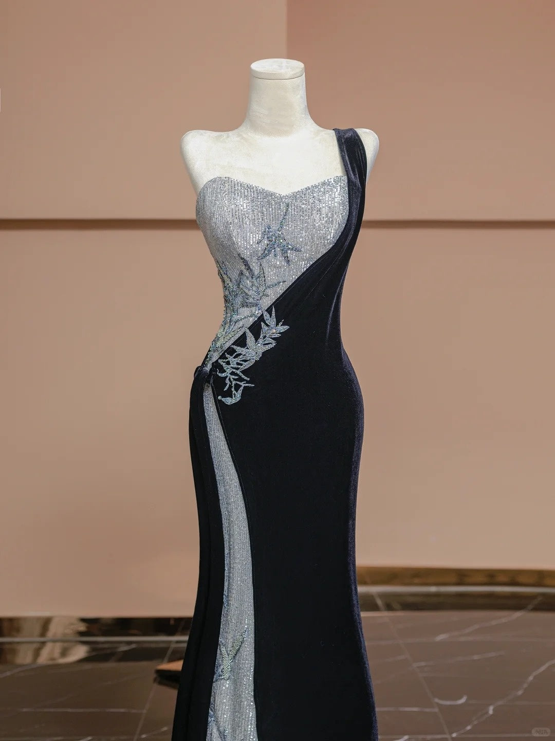 Vintage One Shoulder Evening Long Dress  Beading Sequins Mermaid Prom Dress AP2301