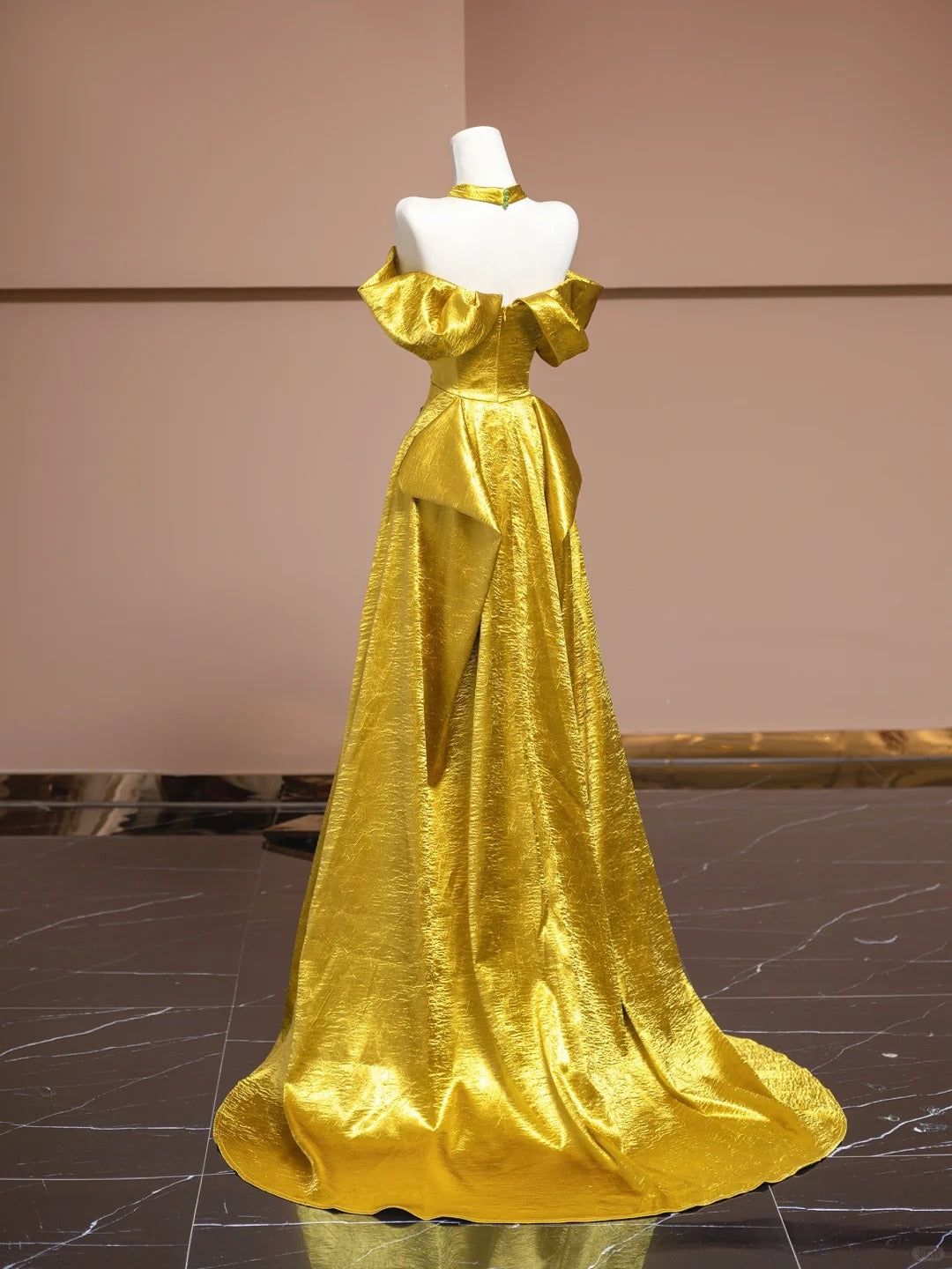 Luxurious A-Line Off-Shoulder Evening Gowns Beading Ruched Prom Dress AP2302